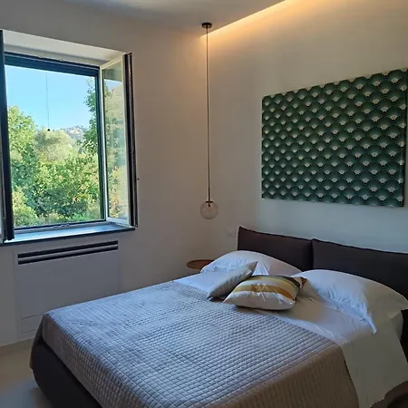 Nyaraló Rosetta Meta